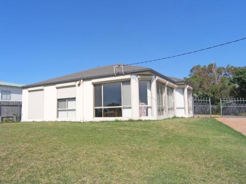 Orient Point Casa | Waterview House
