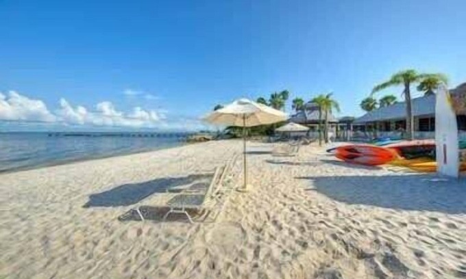 Ruskin Apartamento | Bahia Waterview Suite, Pool, Tennis, Beach, Fishing