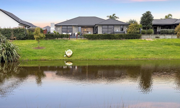 Papamoa Beach Casa | Waterway Coastal Beach Retreat!