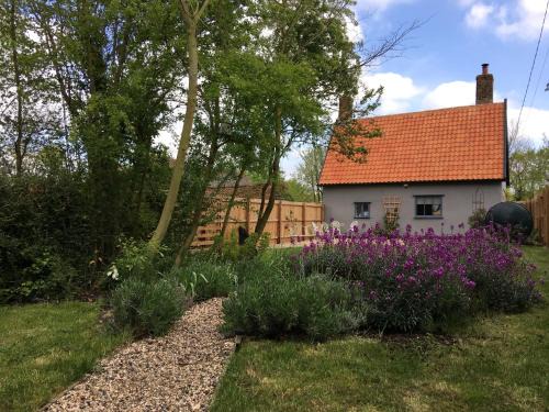 Wattisham Casa | Watt Cottage