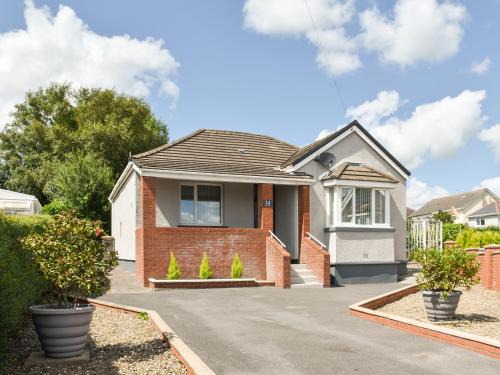 Llanelli Casa | Waun Bungalow