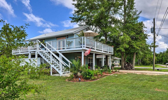 Waveland Cabaña | Waveland 'Baycation House' - Close to Beaches