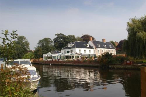 Beccles Hotel | Waveney House Hotel