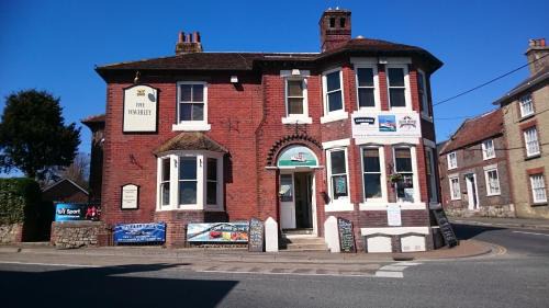Newport Hotel | Waverley Inn