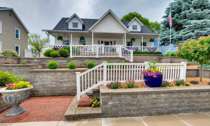 Waverly Casa | Waverly Vacation Rental with Game Room and Patio!