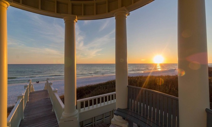 Seaside Cabaña | Waves 1 Bedroom Cottage by RedAwning