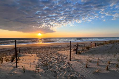 South Nags Head Apartamento | Waves for Days