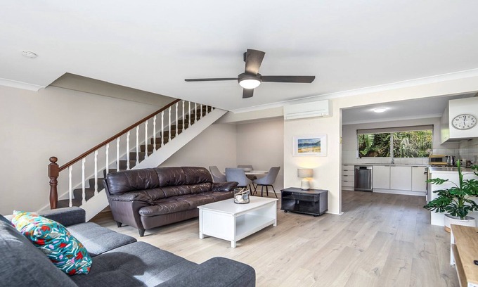 Umina Beach Casa | Waves on South @ Umina Beach