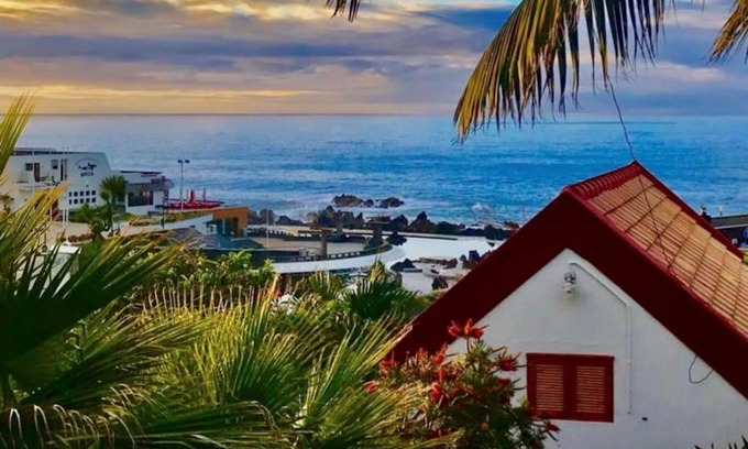 Porto Moniz Chalet De Esquí | Waves Song - Cottage