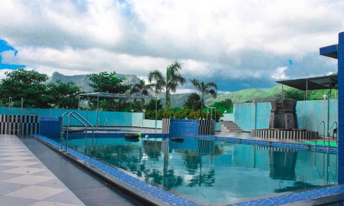 Amarnath Hotel | Wayfare SP Resort