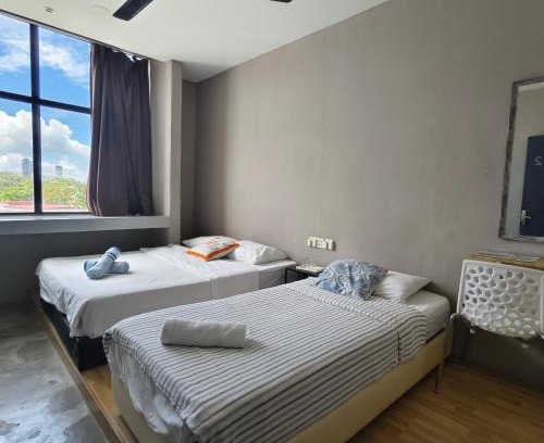 Downtown George Town Casa | Wayton Cottage