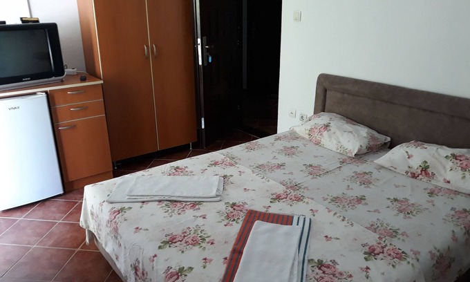 Sutomore Villa | Somos tu casa de vacaciones.
