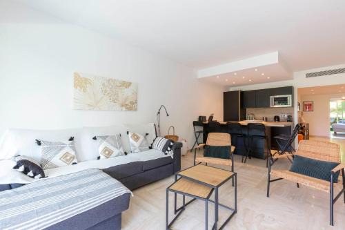California - Pezou Apartamento | WE CANNES ! Exceptional 4 rooms apartment Cannes Center swimming pool