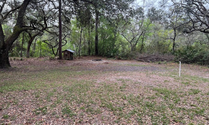 White Springs Cabina | We wanna get away to the cabin in White Springs