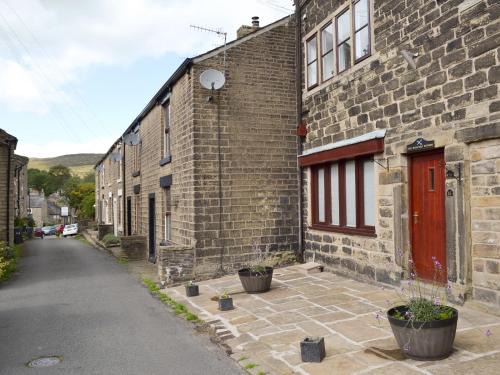 Hayfield Casa | Weavers Houses - Uk12796