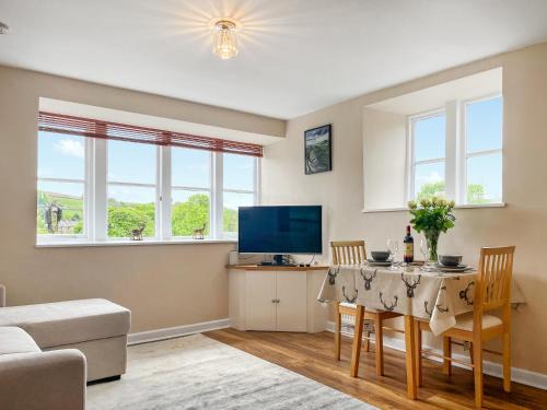 Hayfield Casa | Weavers View - Uk49723