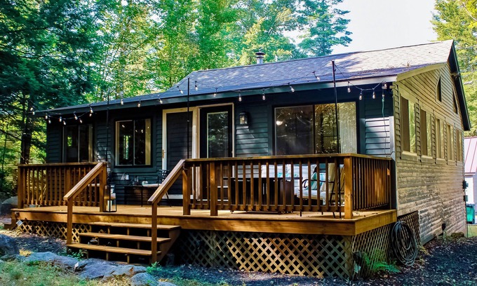 Franklin Casa | Webster Lake Gateway