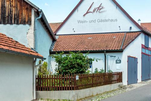 Iphofen Casa | Wein- und Gästehaus Lutz