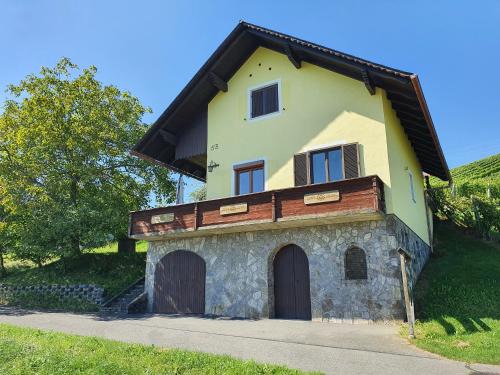 Gruisla Casa | Weingarten-Haus