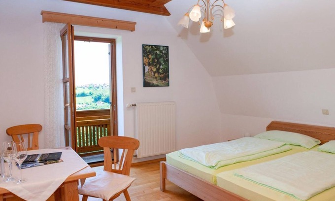 Sankt Anna am Aigen Apartamento | Weingartenappartement mit Balkon 2 Doppelzimmer - Weingut & Gästehaus Pfeifer St. Anna am Aigen
