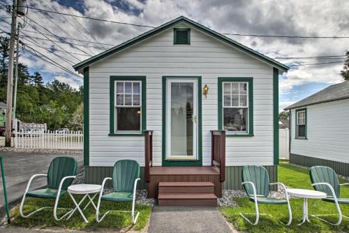 Laconia Casa | Weirs Channel Cottage with Beach Access!