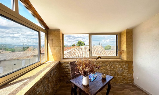 Saint-Julien-de-Peyrolas Casa | WELCOME TO THE CASA DE PIERRE
