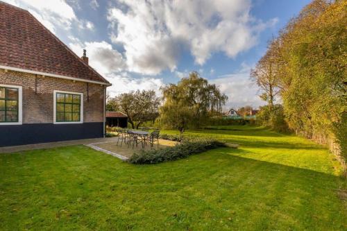 Heinkenszand Casa | Welcome in - Vakantiehuis Boerderij Molenhof met een riante tuin en rustig gelegen