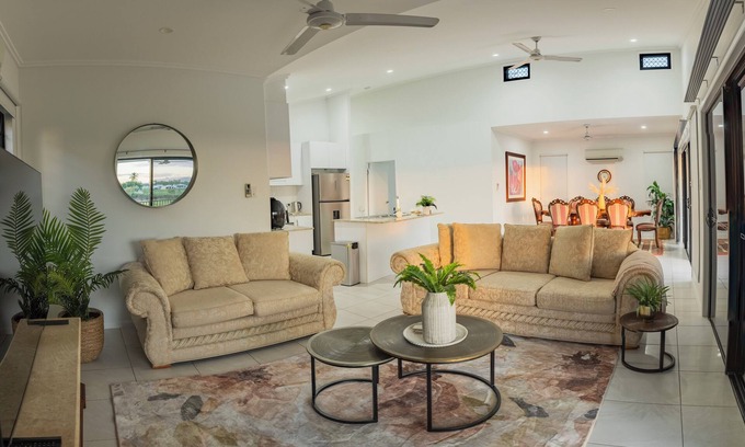 Oonoonba Casa | Welcome River View Haven, your stylish retreat in the heart of Townsville!