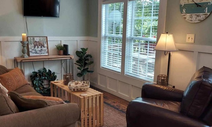 Mountain City Casa | Welcome to Black Rock Hideaway, a secluded home near Clayton, GA.
