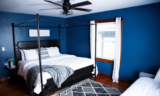 Monmouth Casa | Welcome to Grandma's House! Large cozy space for the whole family.