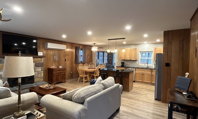 Pocono Lake Casa | Welcome to Laugh S’more Retreat! A newly renovated, Getaway in Arrowhead Lake.