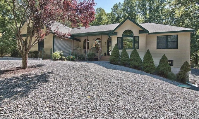 Lackawaxen Casa | Welcome to our all-season, pet friendly home away from home Pocono retreat.