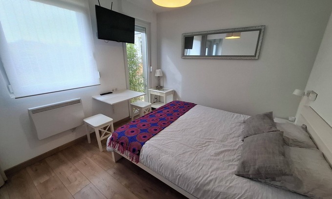 Rixheim Apartamento | Welcome to our home! Detached studio in the heart of Rixheim with parking.