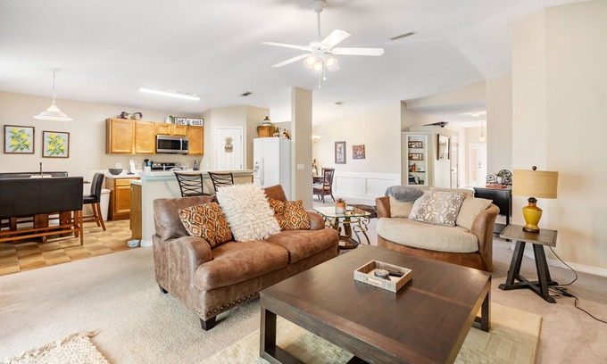 Milton Casa | Welcome to Our Home - Pace/Pensacola - Pet friendly - Close to beaches!
