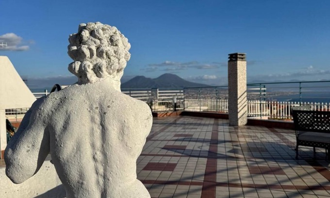 Capodimonte Cama Y Desayuno | Welcome to our oasis of elegance and comfort enjoy the best of Naples!