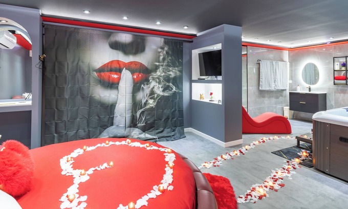 Pamiers Apartamento | Welcome to Pamiers Secret Night.