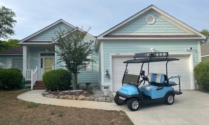 Caswell Beach Casa | Welcome to Seashells and Sandtraps! The Perfect Oak Island Home w/ Golf Cart!