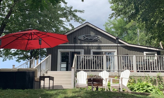 Maple Lake Casa | Welcome to The Beach House!!