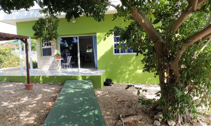 Sint Michiel Casa | Welcome to the cozy Neighborhood of Saint Michael