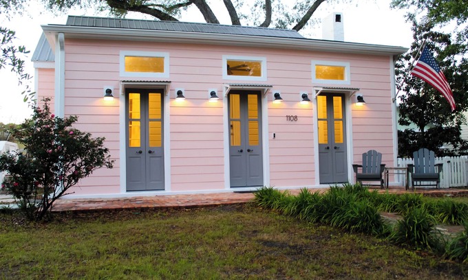 Gulfport Cabaña | Welcome to The Shrimp Shack!