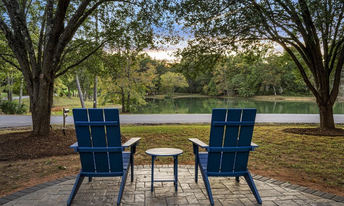 Rock Hill Casa | Welcome to the Sporty Lakeview Ranch. Indoor & Outdoor Amenities galore!