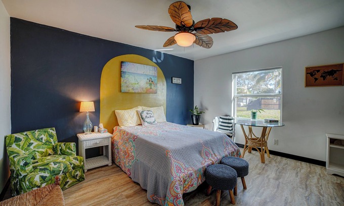 West Palm Beach Casa | Welcome to the Oasis, a plac3 of peace and tranquility.
