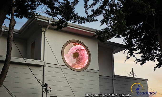 Opal Cliffs Casa | Welcome to the Wave House in Pleasure Point. Oceanview. Pets Considered. Hot Tub.