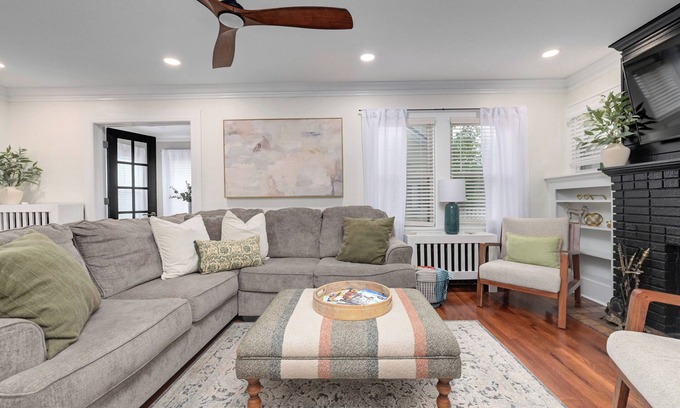 Fairview Park Casa | Welcome to this Historic Charmer in Fairview Park!