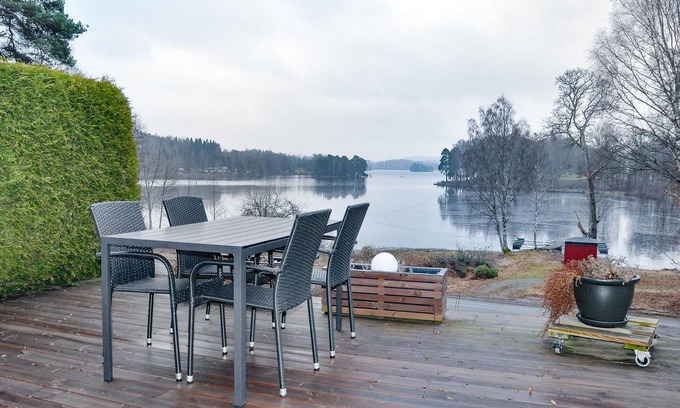 Billingsfors Apartamento | Alojamiento de 3 habitaciones en Billingsfors