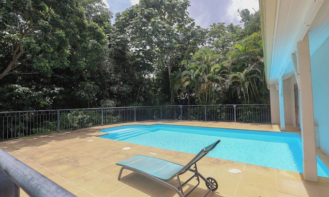 Petit-Bourg Villa | encantador chalet pareado en un entorno tranquilo ubicado al inicio