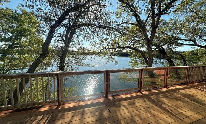 Plymouth Casa | Welcome to your Peaceful Waterfront Retreat in Plymouth