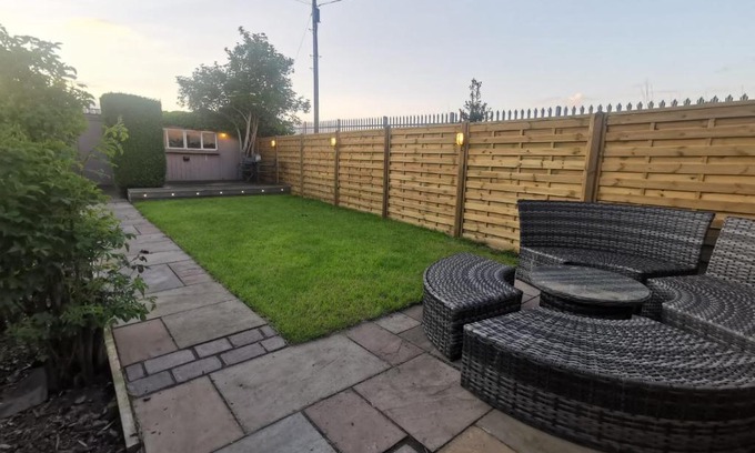 Aspatria Casa | Welcoming 2 bedroom home with large outdoor space