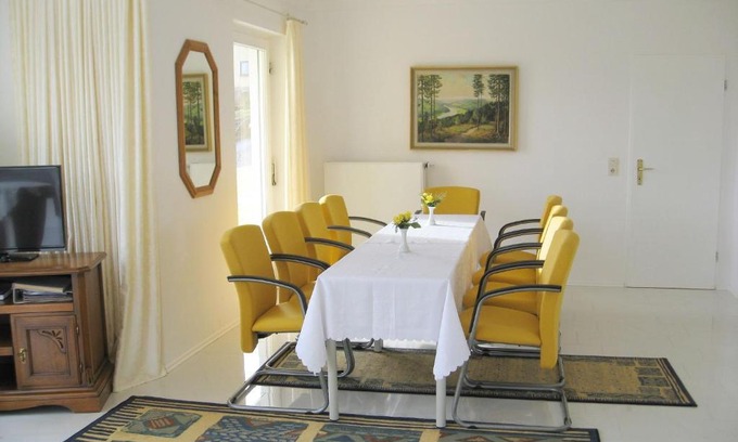 Bad Wildungen Apartamento | Welcoming Apartment with Balcony Garden Private Terrace