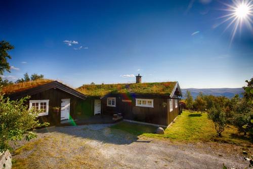 Beitostolen Casa | Welcoming Cabin with Fireplace & Modern Kitchen